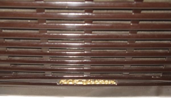 Closeup of Front RCA Victor Label